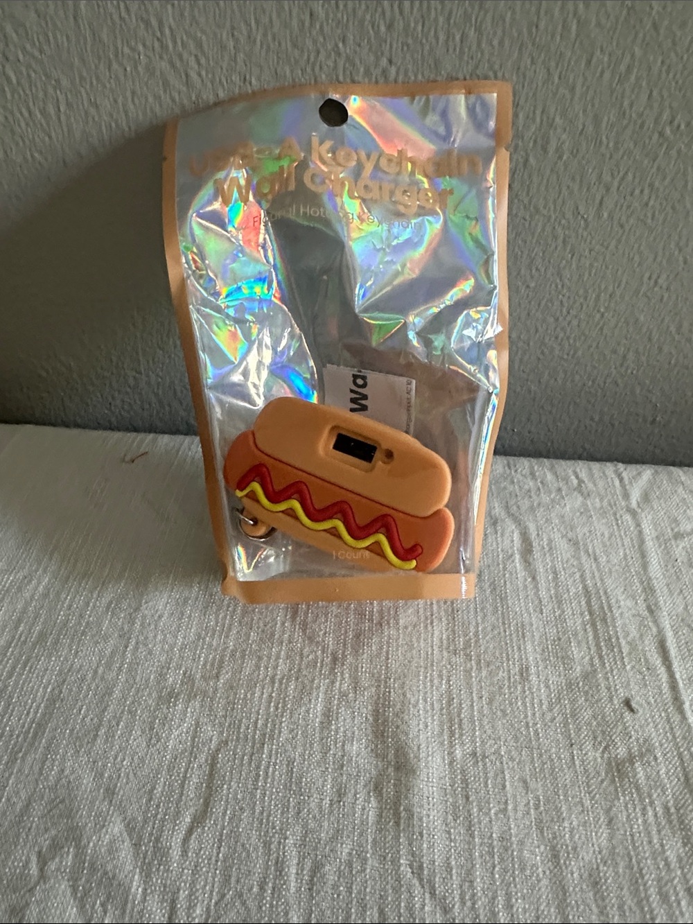 Hot Dog USB keychain Phone Charger NWT